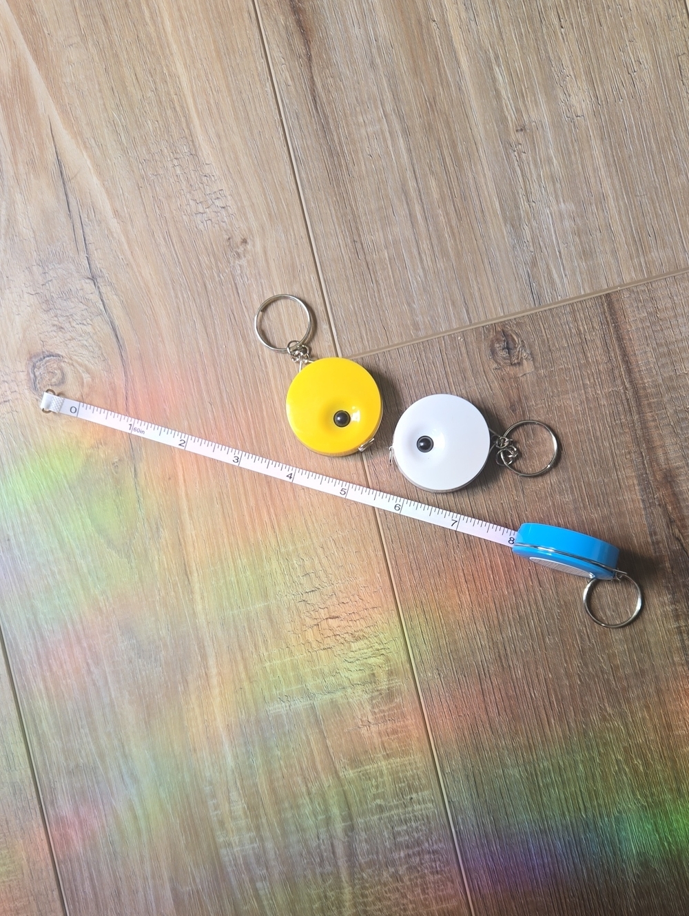 Compact Retractable Measure Tape Keychain – Portable Pocket Ruler (3) - Picture 2 of 4